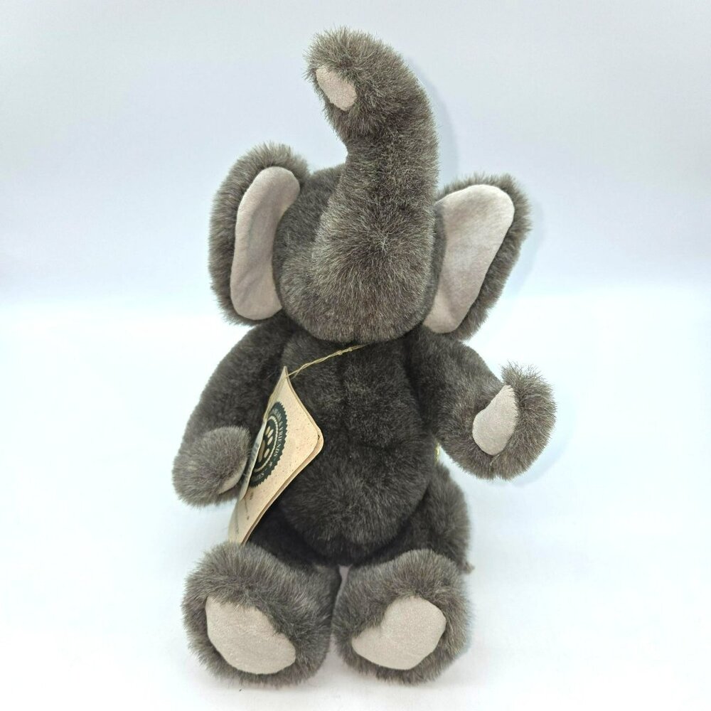 BOYDS bears & friends elephant with peanut necklace New with tags Soft Trunkster
